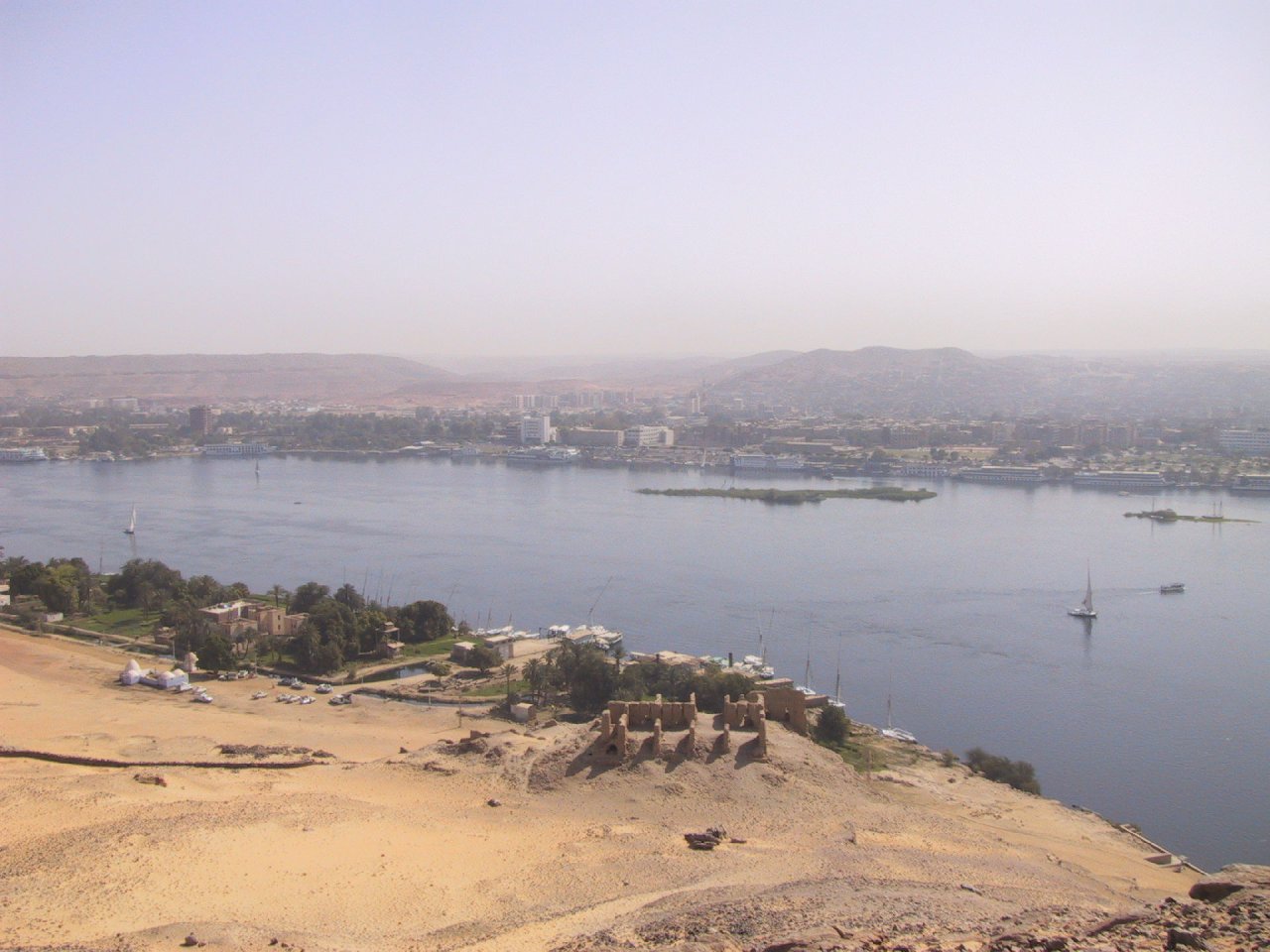 assuan_006