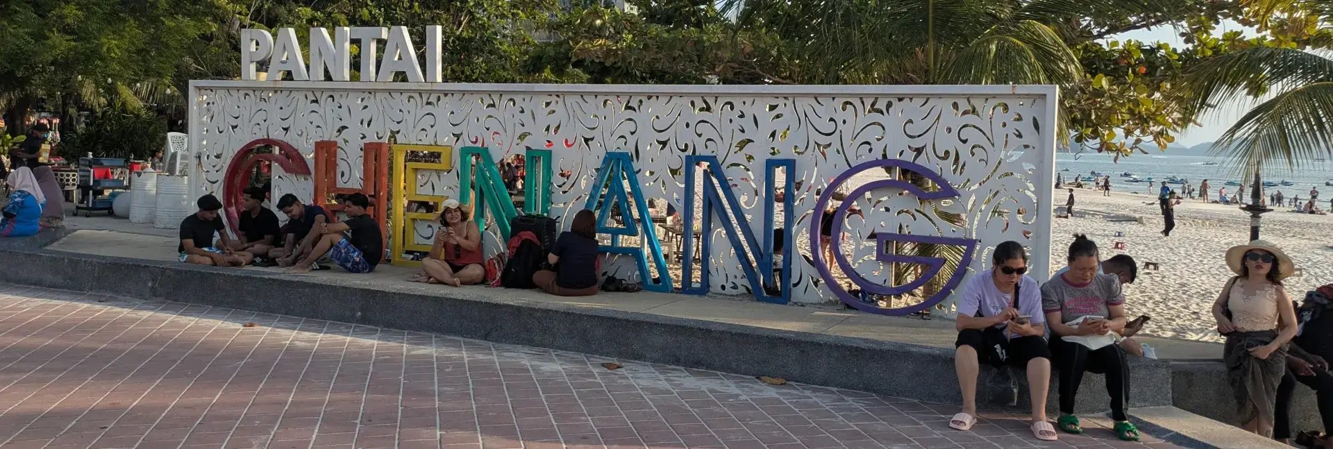 Pantai Chenang Pantai Chenang