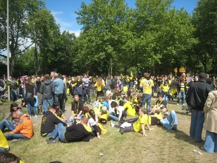 13-borussia-dortmund